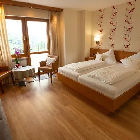 Hotel Zehnthof 3*