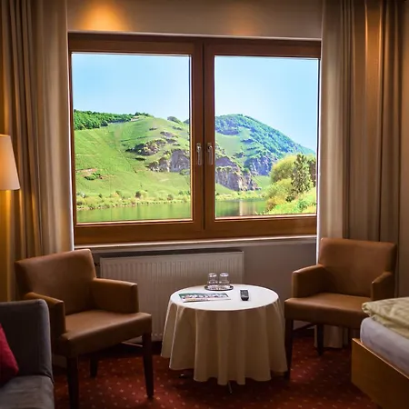 Zehnthof Hotel 3*